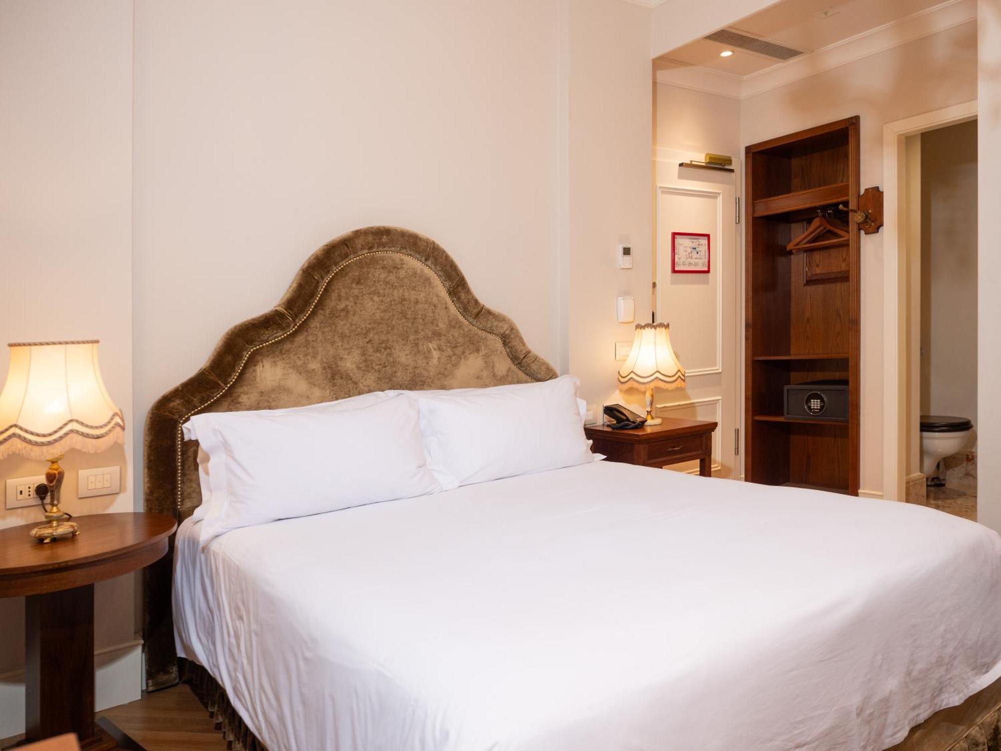 Ebel Boutique Hotel Tirana Exteriér fotografie
