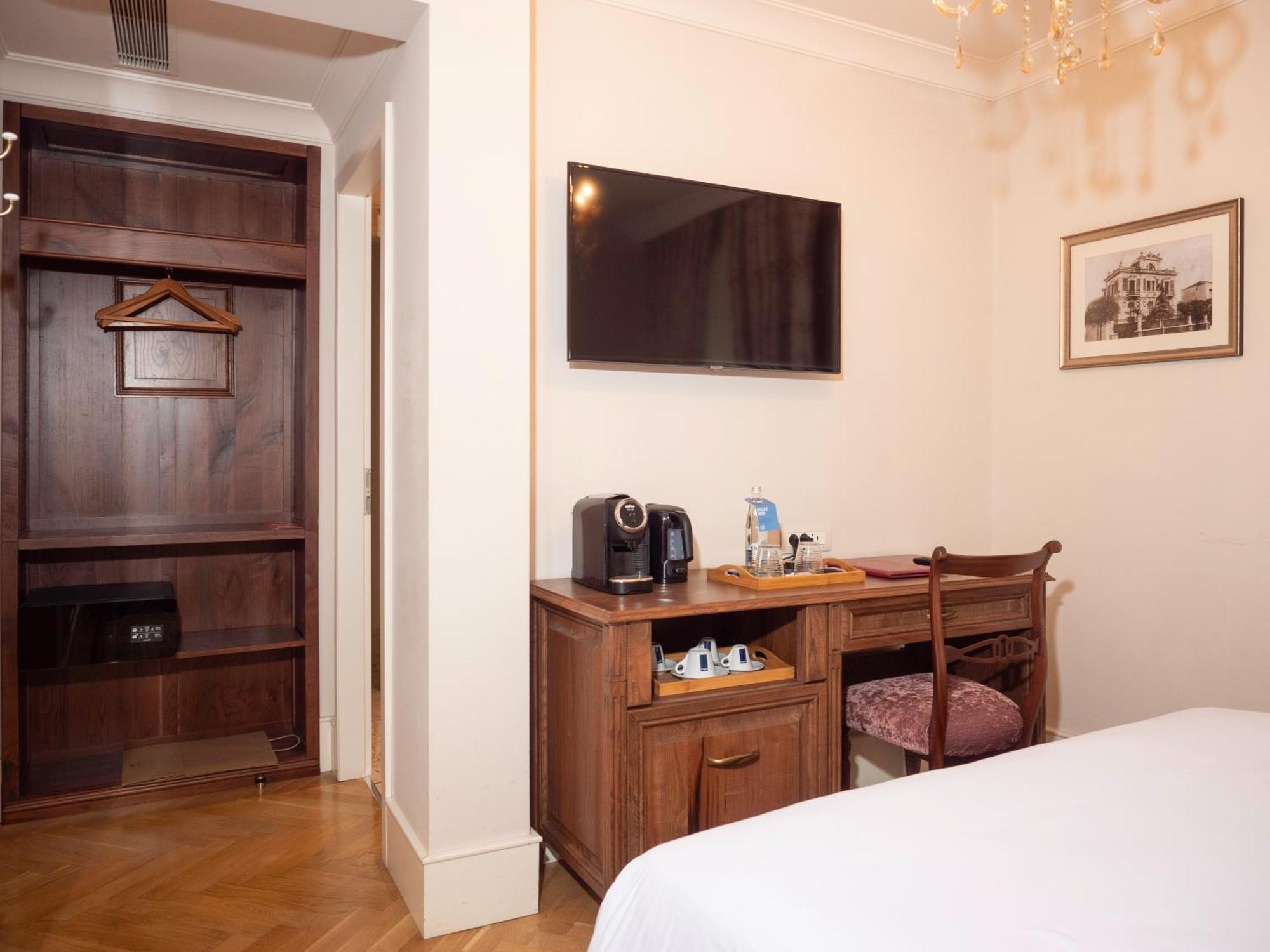 Ebel Boutique Hotel Tirana Exteriér fotografie